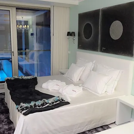 House 4* Barra