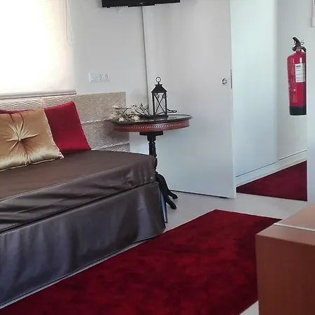 House Πανσιόν